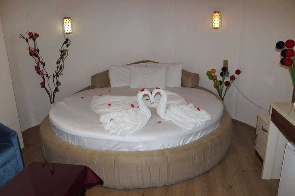 Mesnevi Hotel Konya Ruang foto